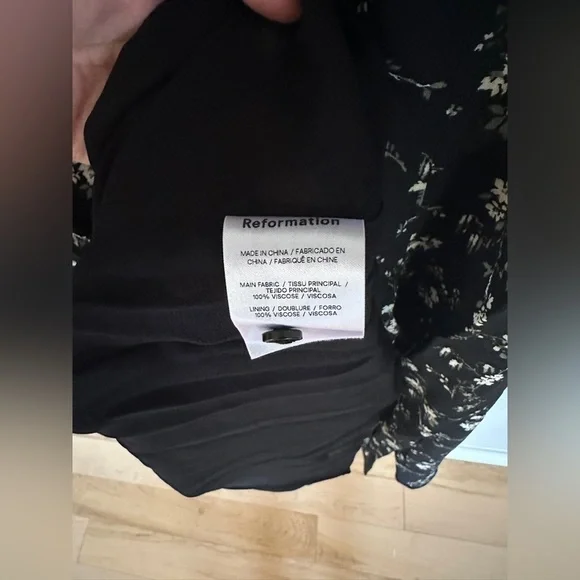 NWT Reformation Baden Dress in Lucien Black Floral |  size 2 - Picture 10 of 11